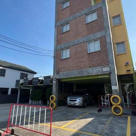 Motel ST88 Residencia Nonthaburi Exterior foto